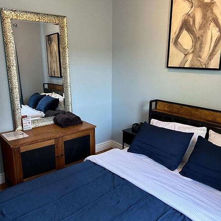 Blue Room In Dorothy'S Bnb Чикаго Экстерьер фото
